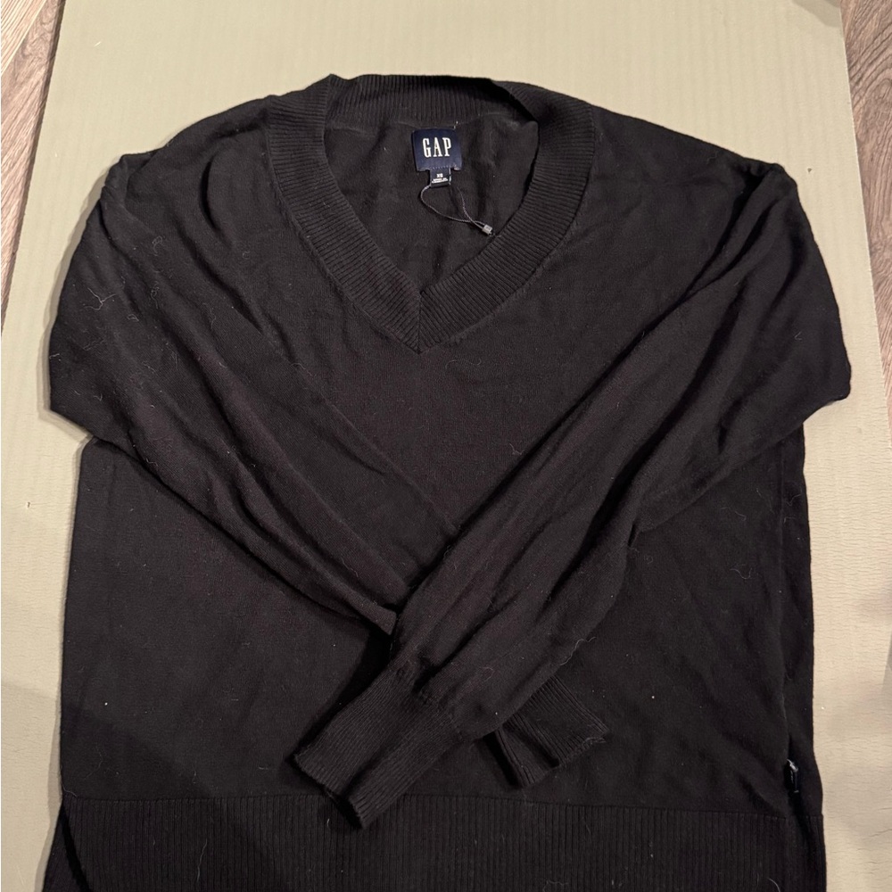 GAP Black Sweater